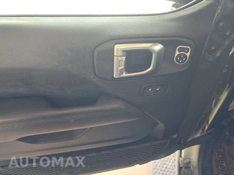 2021 Jeep Wrangler Unlimited Sahara Altitude Edition - miniatura 9