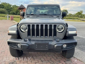 2021 Jeep Wrangler Unlimited Sahara Altitude Edition - miniatura 2