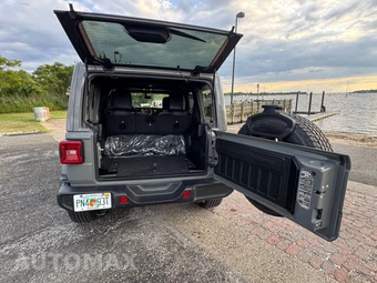 2021 Jeep Wrangler Unlimited Sahara Altitude Edition - miniatura 22