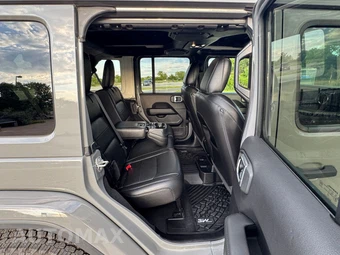 2021 Jeep Wrangler Unlimited Sahara Altitude Edition - miniatura 44