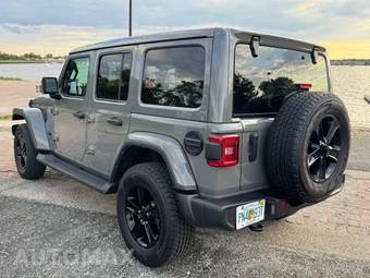 2021 Jeep Wrangler Unlimited Sahara Altitude Edition - miniatura 6