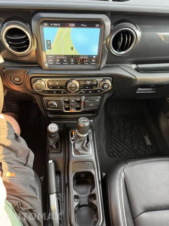 2021 Jeep Wrangler Unlimited Sahara Altitude Edition - miniatura 75