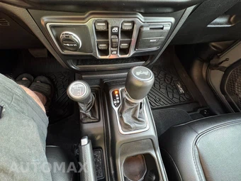 2021 Jeep Wrangler Unlimited Sahara Altitude Edition - miniatura 82