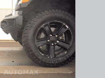 2021 Jeep Wrangler Unlimited Sahara Altitude Edition - miniatura 9