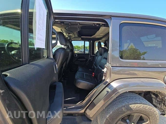 2021 Jeep Wrangler Unlimited Sahara Altitude Edition - miniatura 10