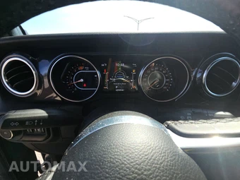 2021 Jeep Wrangler Unlimited Sahara Altitude Edition - miniatura 12