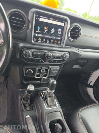2021 Jeep Wrangler Unlimited Sahara High Altitude Edition - miniatura 10