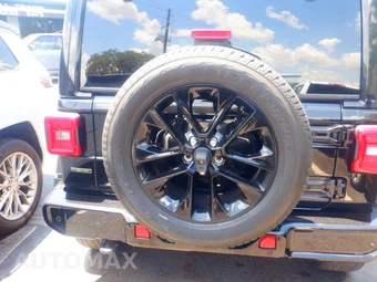 2021 Jeep Wrangler Unlimited Sahara High Altitude Edition - miniatura 14