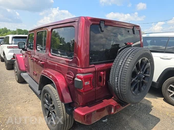 2021 Jeep Wrangler Unlimited Sahara High Altitude Edition - miniatura 6