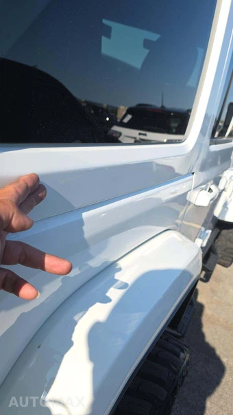 2021 Jeep Wrangler Unlimited Sahara High Altitude Edition - miniatura 21