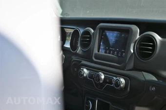 2021 Jeep Wrangler Unlimited Sport - miniatura 15