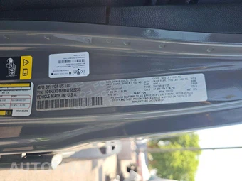 2021 Jeep Wrangler Unlimited Sport Altitude Edition - miniatura 2