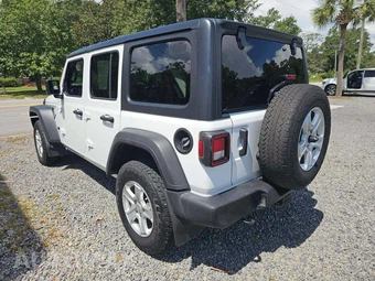 2021 Jeep Wrangler Unlimited Sport RHD - miniatura 2