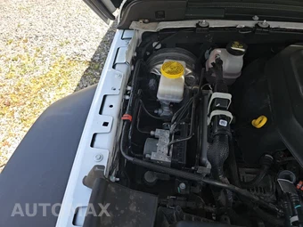 2021 Jeep Wrangler Unlimited Sport RHD - miniatura 26