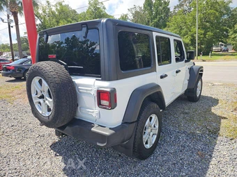 2021 Jeep Wrangler Unlimited Sport RHD - miniatura 3