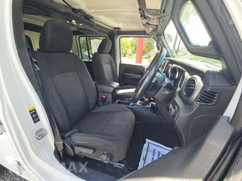 2021 Jeep Wrangler Unlimited Sport RHD - miniatura 6