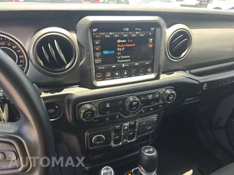2021 Jeep Wrangler Unlimited Willys Edition - miniatura 11