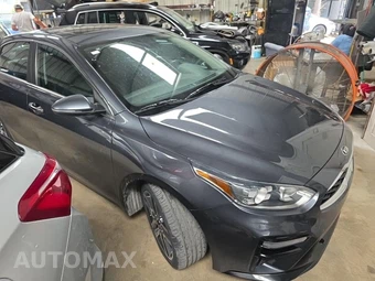2021 Kia Forte EX - miniatura 3