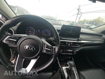 2021 Kia Forte EX – miniatura 11