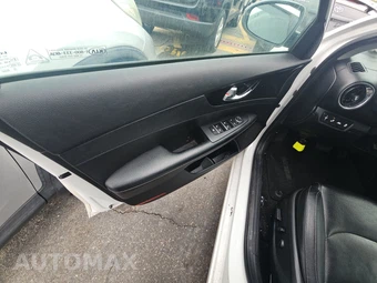 2021 Kia Forte EX – miniatura 9