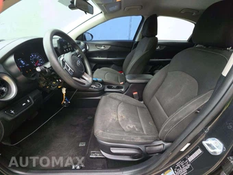 2021 Kia Forte FE - miniatura 6