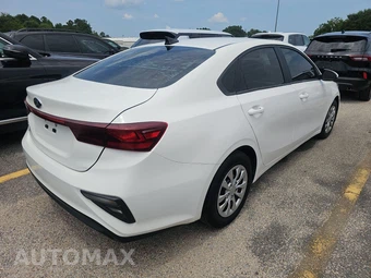 2021 Kia Forte FE – miniatura 4