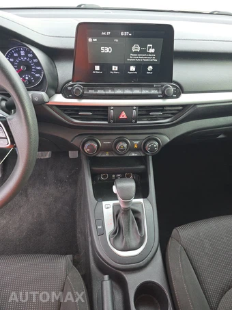 2021 Kia Forte FE – miniatura 11