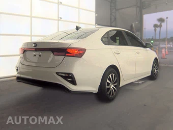 2021 Kia Forte FE – miniatura 4
