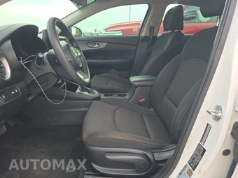2021 Kia Forte FE – miniatura 7