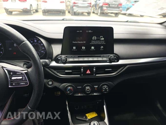 2021 Kia Forte GT – miniatura 10
