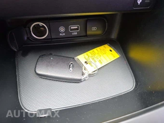 2021 Kia Forte GT – miniatura 8