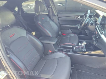 2021 Kia Forte GT – miniatura 8