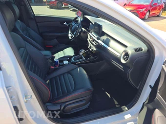 2021 Kia Forte GT – miniatura 15