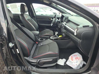 2021 Kia Forte GT – miniatura 18