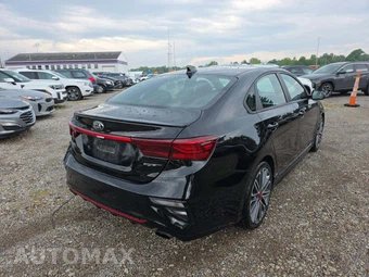 2021 Kia Forte GT – miniatura 3