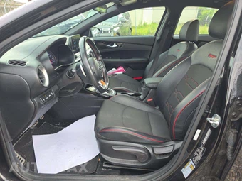 2021 Kia Forte GT – miniatura 6