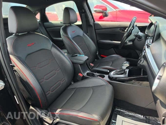 2021 Kia Forte GT - miniatura 18