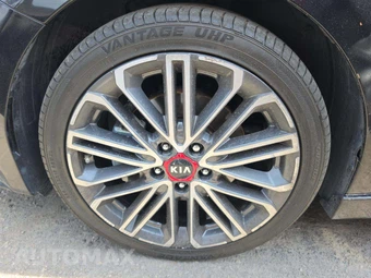 2021 Kia Forte GT - miniatura 21