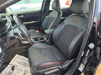 2021 Kia Forte GT - miniatura 6