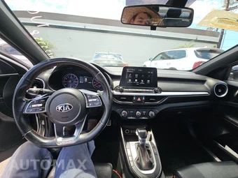 2021 Kia Forte GT – miniatura 11