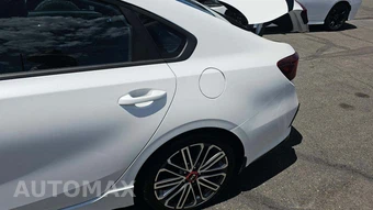 2021 Kia Forte GT – miniatura 33