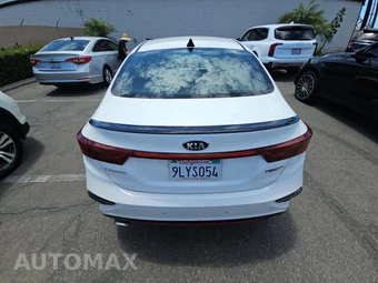 2021 Kia Forte GT – miniatura 5