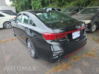 2021 Kia Forte GT – miniatura 2