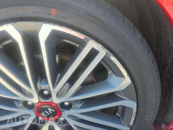 2021 Kia Forte GT – miniatura 21