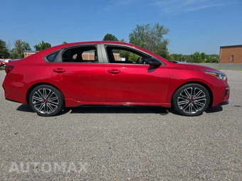 2021 Kia Forte GT – miniatura 4