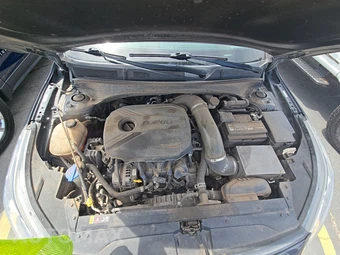 2021 Kia Forte GT - miniatura 15