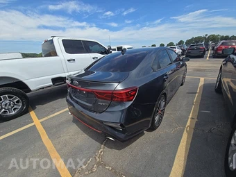 2021 Kia Forte GT - miniatura 4