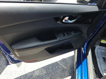 2021 Kia Forte GT - miniatura 9