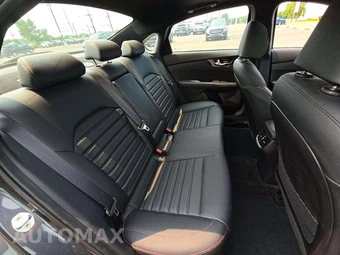 2021 Kia Forte GT – miniatura 16