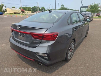 2021 Kia Forte GT – miniatura 3